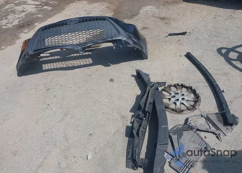 2020 Toyota Corolla Le from USA, damaged, VIN JTDEPRAE4LJ079090